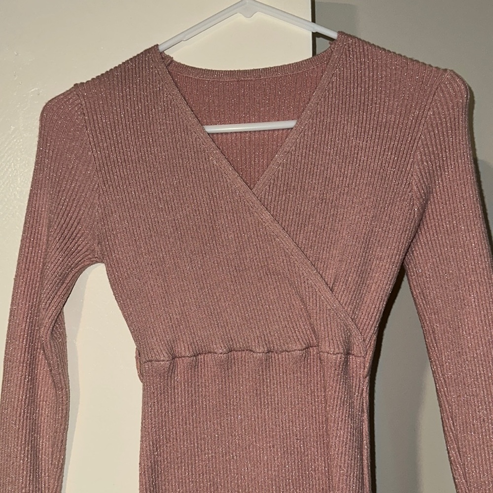 Pink long sleeve dress with slit